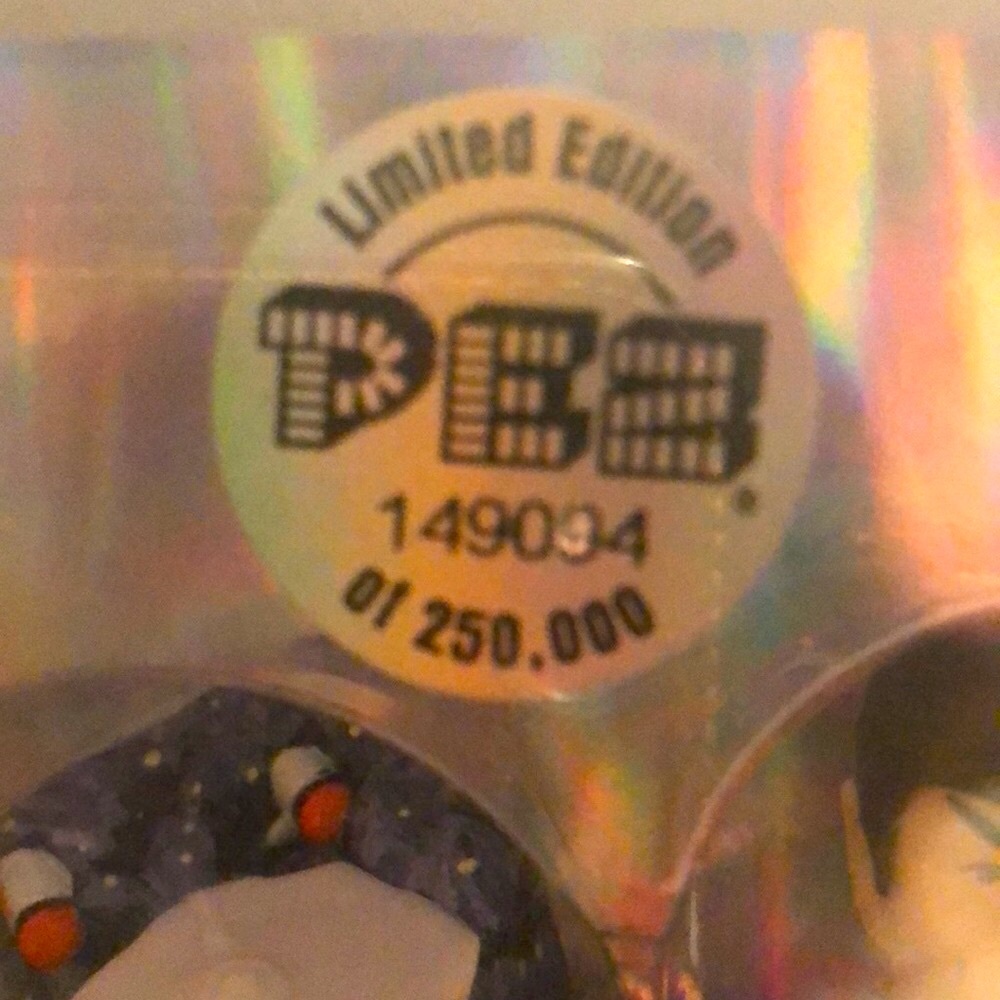 ⭐️ COLLECTIBLE STAR TREK PEZ ⭐️ New never opened,sealed Collectors series. - Picture 3 of 4
